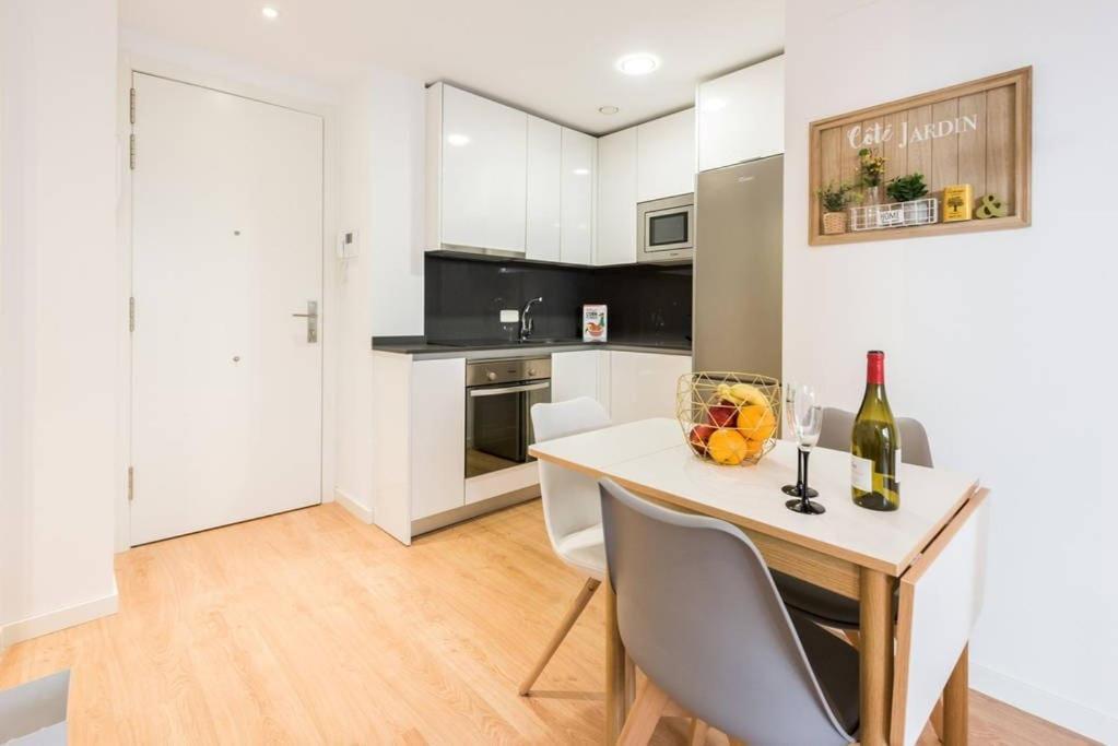 דירות Chamberi Con Jardin B By Regalatemadrid Com מראה חיצוני תמונה